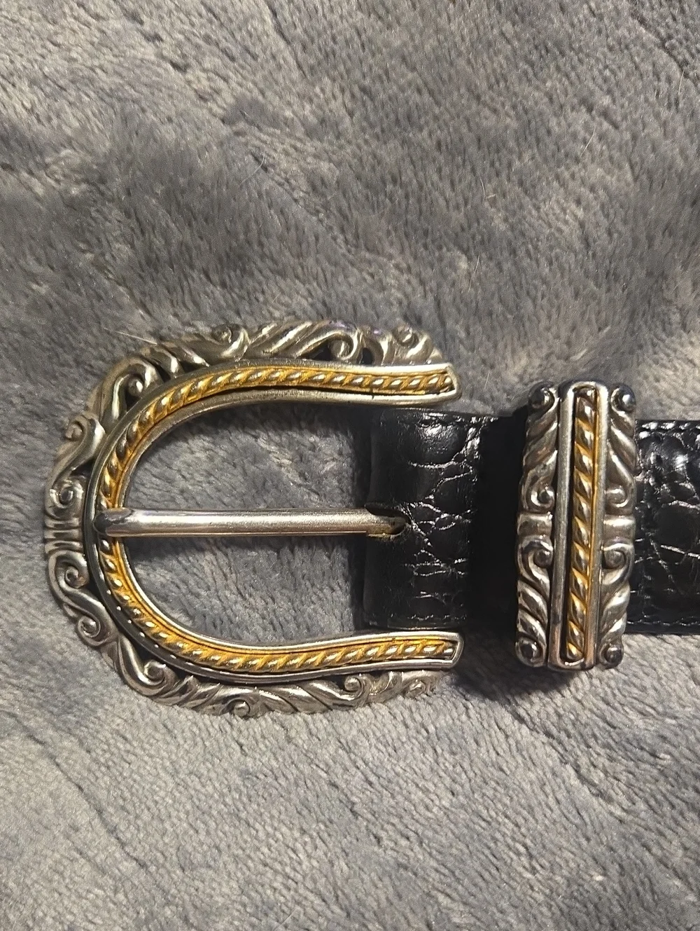 Brighton-Museum Collection Black Cameo Motif Leather Belt-Size Small 45103